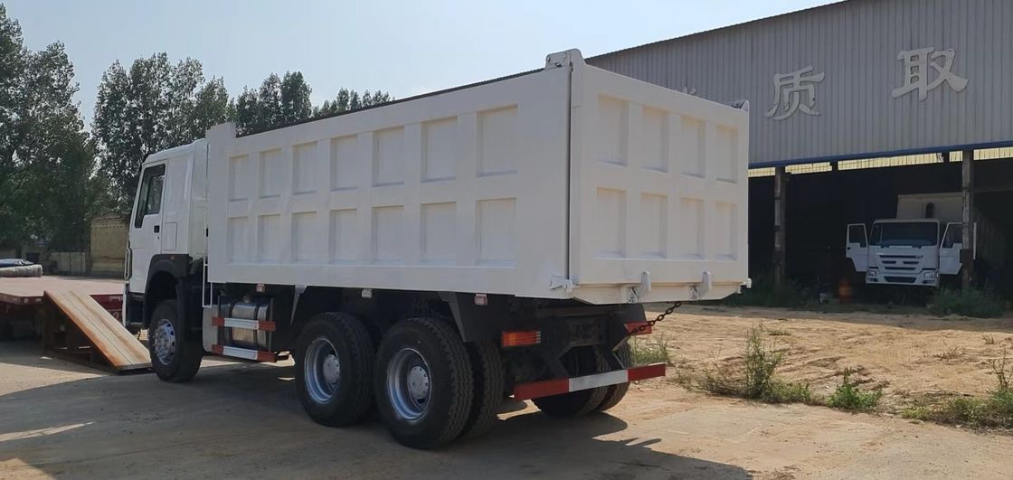 貨物タンク サイズ 6800*2350*1500 375hp 30トンの二手ダンプトラック 重荷トラック トンパートラック
