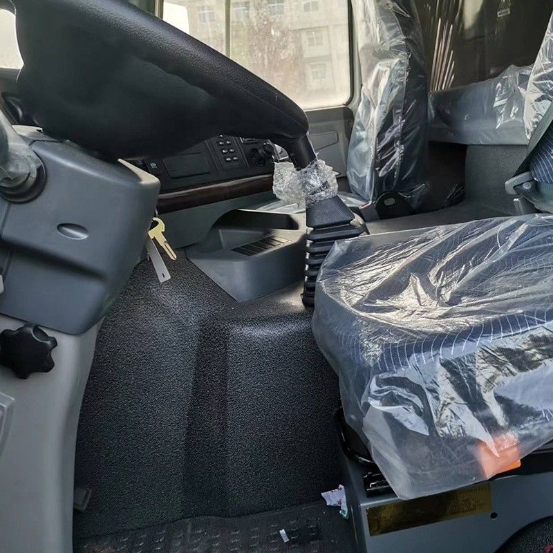 強力な 2023 HOWO 371HP RHD 8X4 ダンプトラック