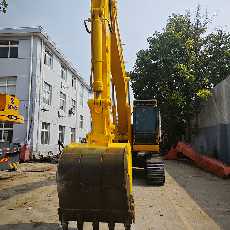 電動掘削機 ハーガ コマツー 中古掘削機 機械重量 42100 KG