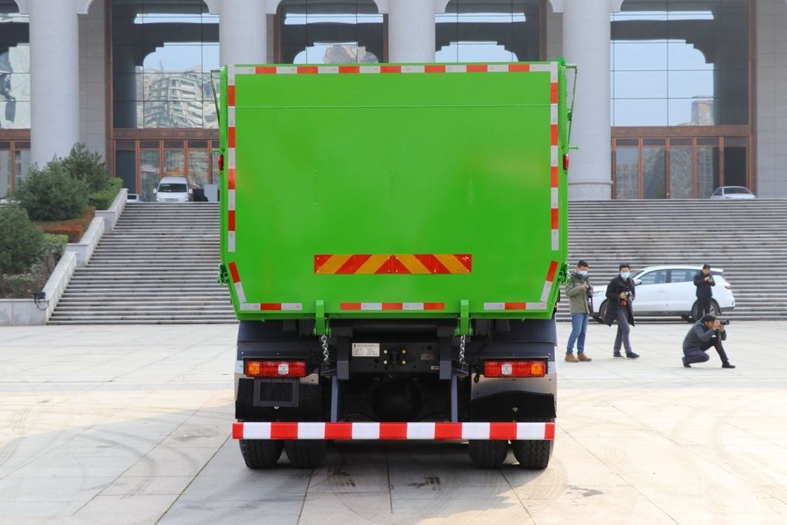Shacman F3000 X3000 8X4 重荷ダンプトラック 430 hp 12輪ダンパートラック 2人の乗客