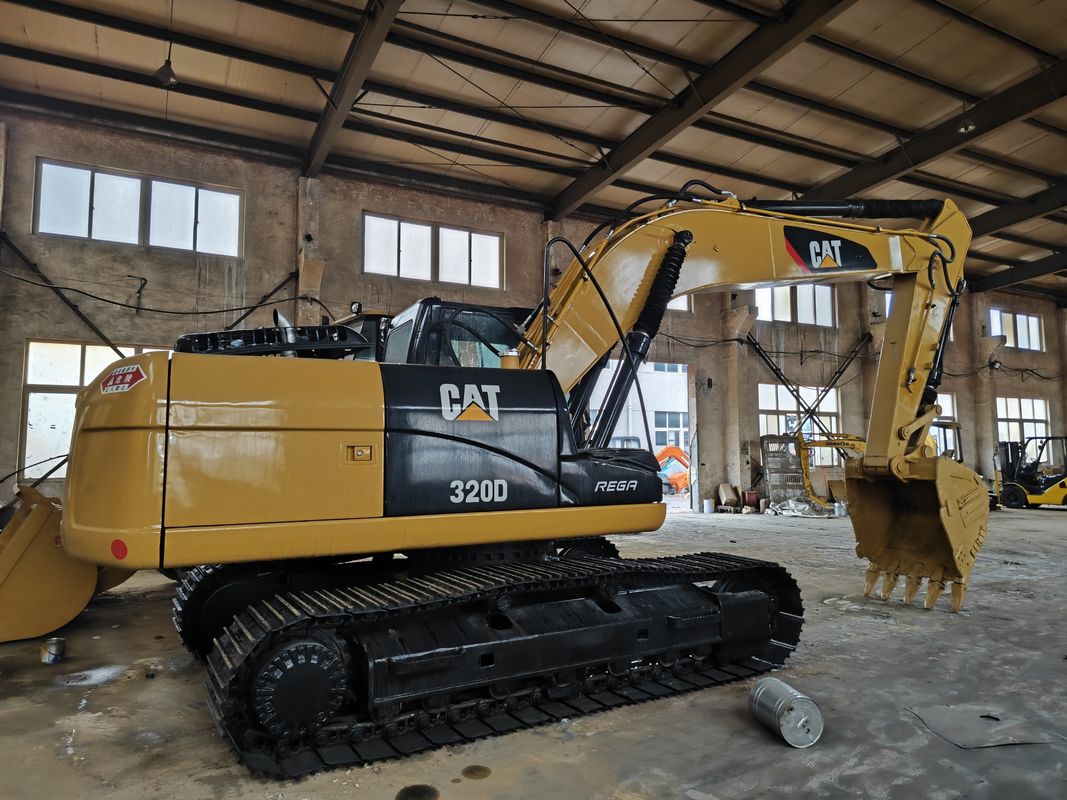 シンプルなメンテナンスと高い性能で手頃な価格で使用された CAT 320d 掘削機