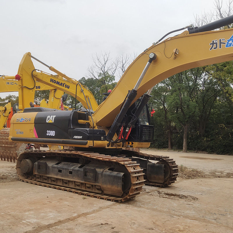 30 TON クローラー 掘削機 ISUZU エンジンの名乗電量 225/2000 kw/rpm の大きな掘削機
