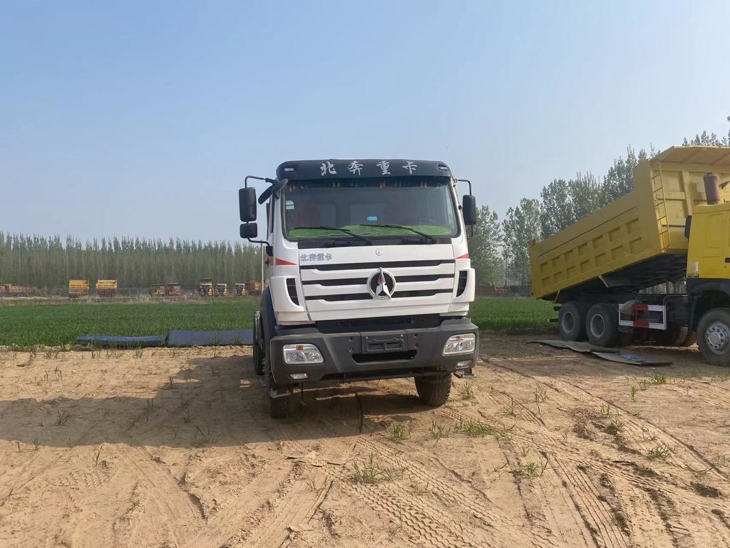 2人乗りのBEIBEN 2020 中古重型トラック 省エネ6*4 ディーゼルトレーラートラック