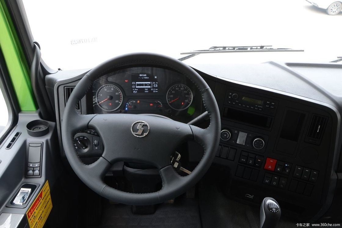 460hp 8*4 エンジニアリング輸送のための二手ダンプトラック 競争力と耐久性