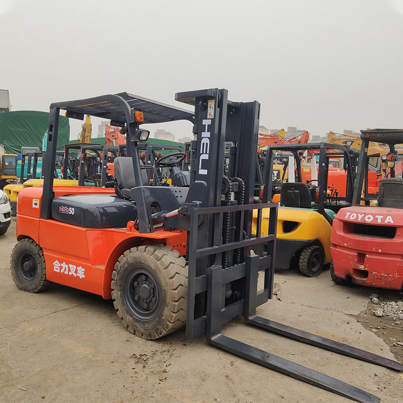 使用済みヘリフォークリフト 5.5トン 状態良好 ディーゼル/電気 オプションと手頃な価格