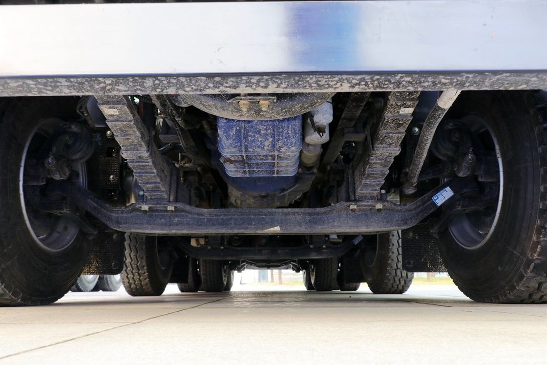 6x4 400HP Shacman ダンプトラック エンジン容量 8L と 12.00R20 18PR タイヤ