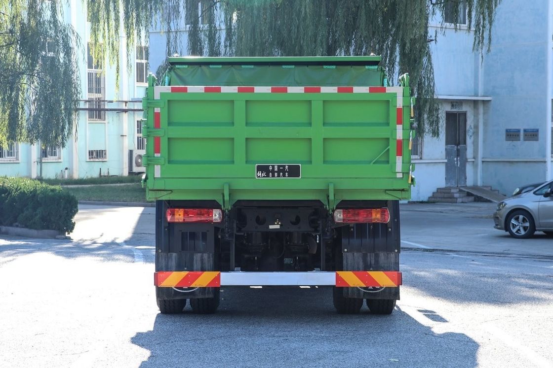 200HP FAW 4x2 ターパー ダンプ トラック 手動トランスミッションと高容量燃料タンク