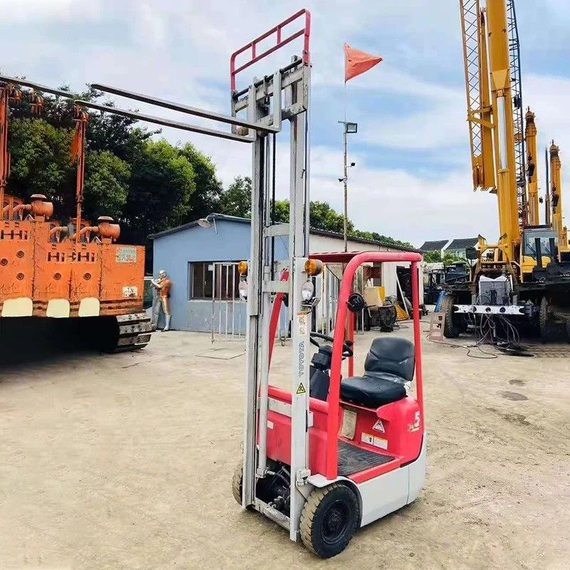 0.5トンのトヨタ 1トンの2トンの電気フォークリフト フォーク長1070mm フォーク幅150mm