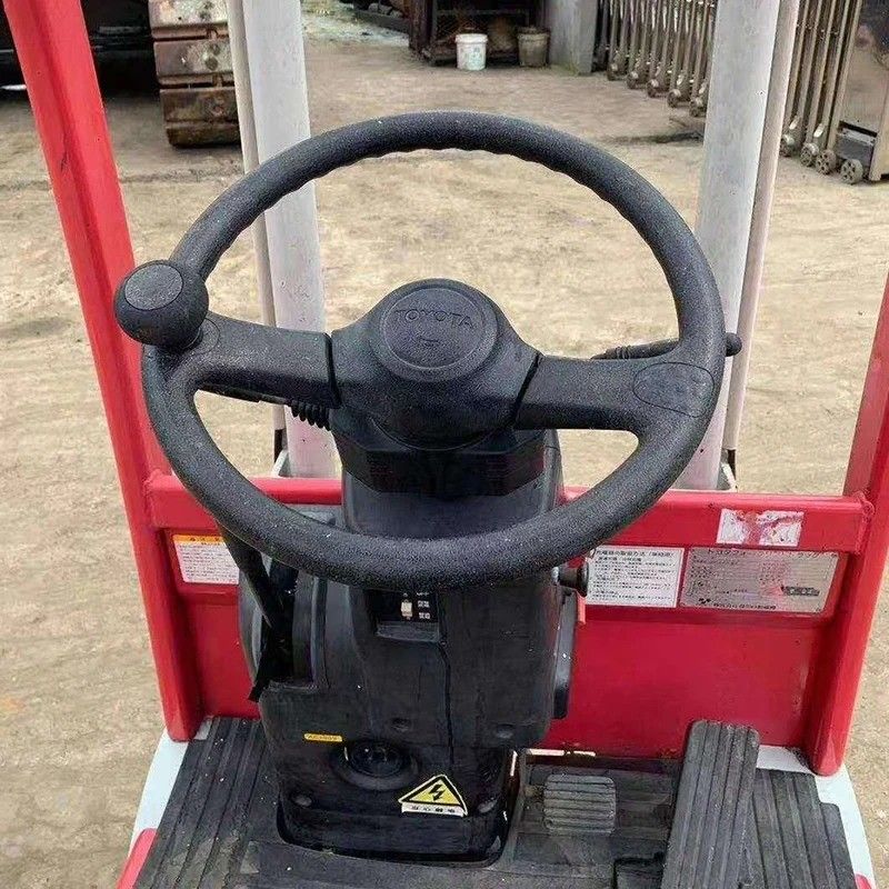 0.5トンのトヨタ 1トンの2トンの電気フォークリフト フォーク長1070mm フォーク幅150mm