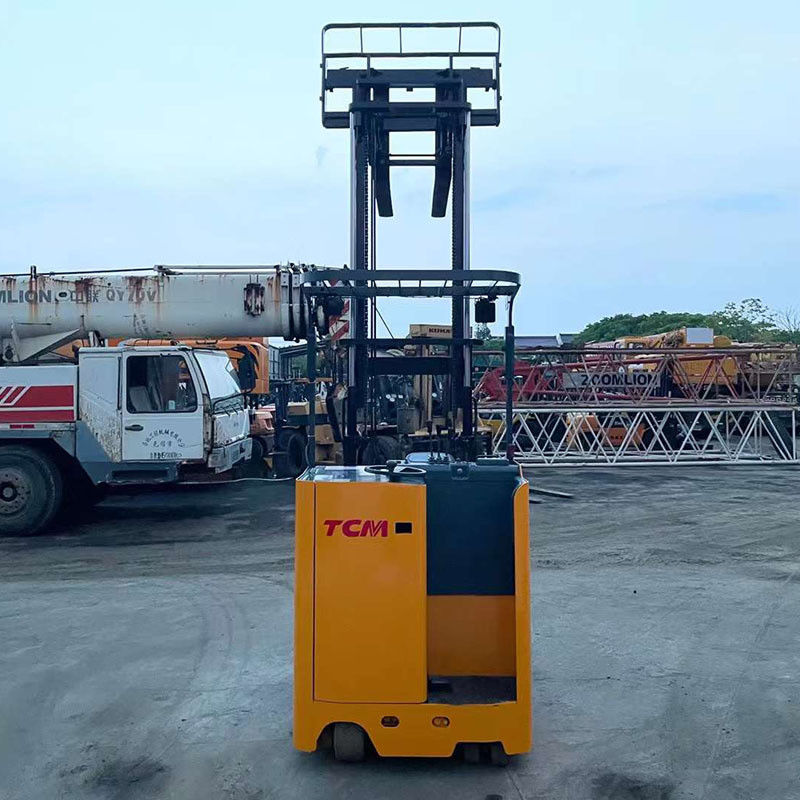 1トンの電動フォークリフト 柔軟な操縦能力のTCMリフティング高さ1.6m-3.5m