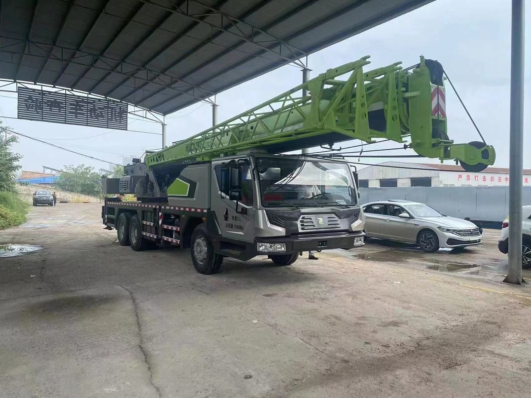 Zoomlion モバイルクレーン トラック 25T 最大25TONの古着クレーン