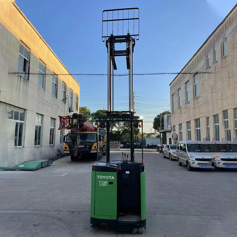 トヨタフォークリフト 1.5 トンの電気式中古トラックフォークリフト