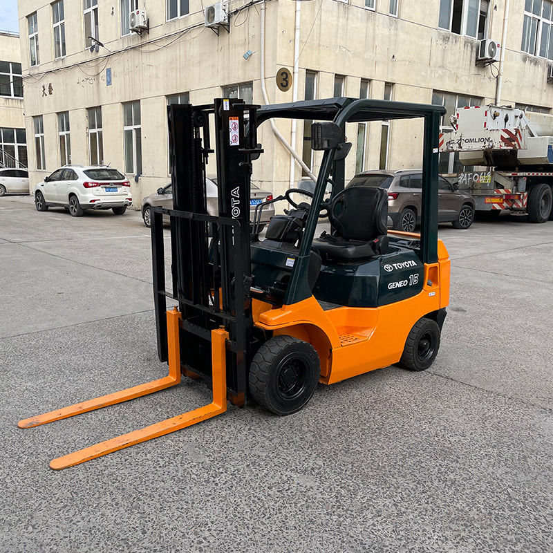 滑らないオフロードタイヤ 重荷荷や卸荷用の2トンの電気フォークリフト