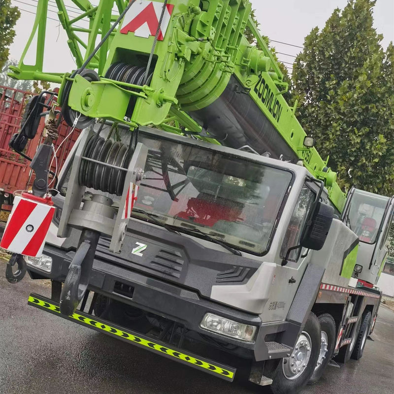 中古 ズームリオン クレーン トラック 55 トン 望遠鏡式 水力クレーン 8 円筒 ディーゼルエンジン