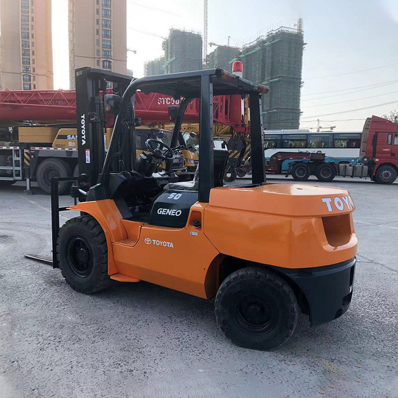 中古 TCM フォークリフト 105 トン 電動 ディーゼル ミニ テレハンドラー 倉庫 材料 処理