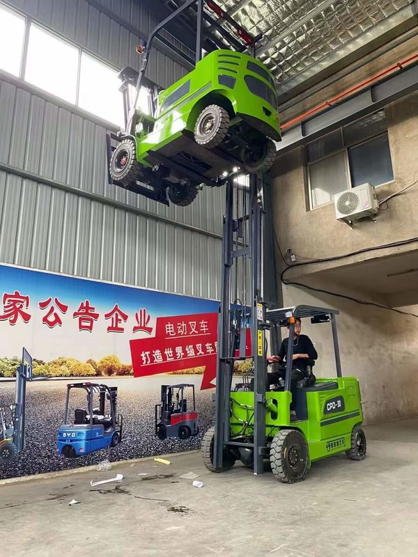 日本製 オリジナルハイスターフォークリフト 7トンの容量