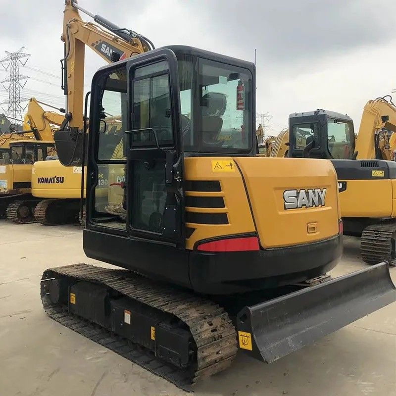 Sany 中古掘削機 SY55C Pro オリジナルエンジンと 5780 KG の機械重量