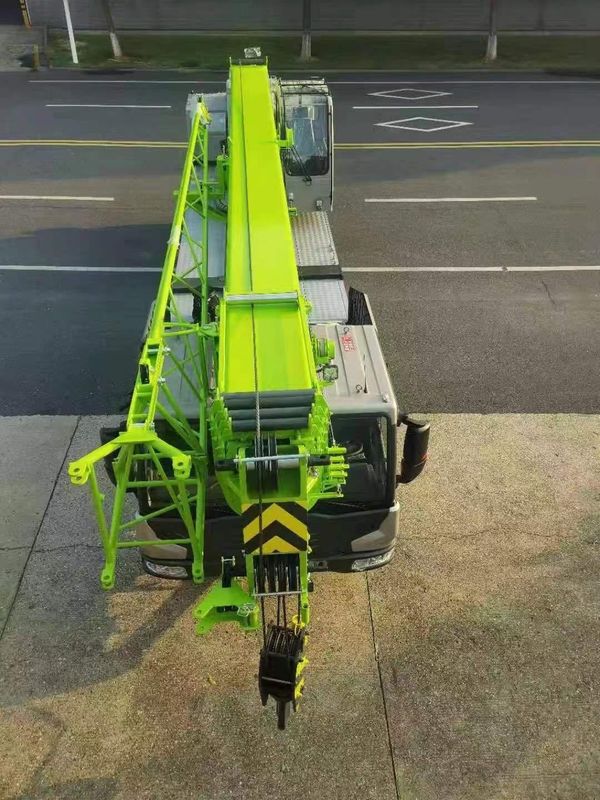 ZOOMLION 25M マックス.フィリピンの建設機械のためのトラッククレーン使用