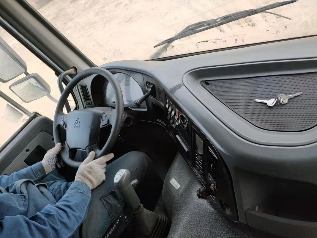 EURO 3 SINO トラック 12ホイラー LHD 50tons 中古 8x4 中古 HOWO ターパーダンプトラック