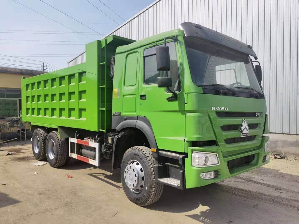 中古シノトラック 6x4 371hp 30tons ホウ・ティッパー・ダンプトラック