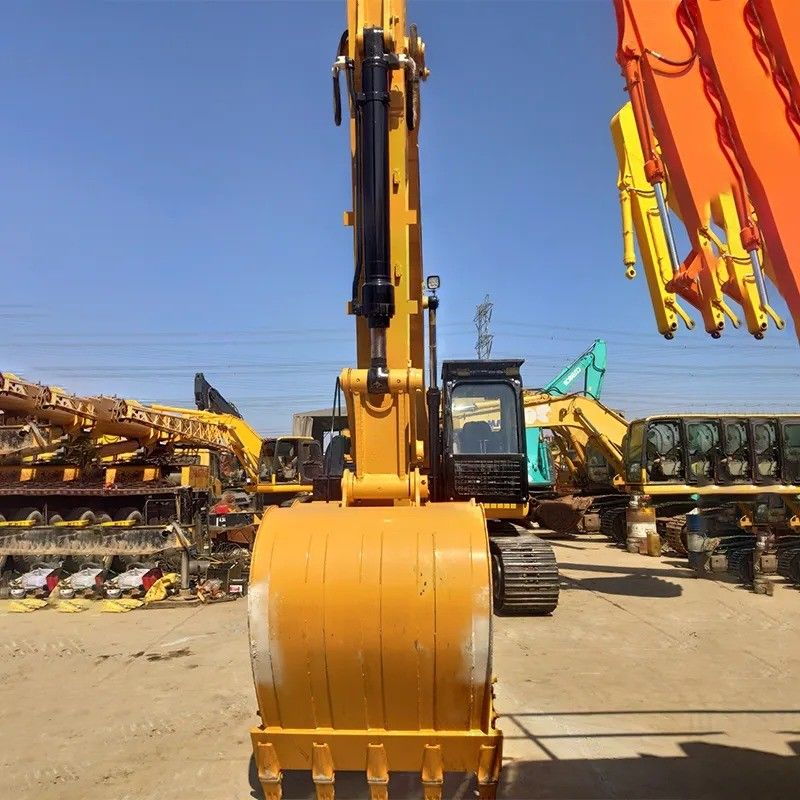 中古のコマツー PC200 掘削機で熱い項目 3.1/4.2/5.5km/h 歩行速度