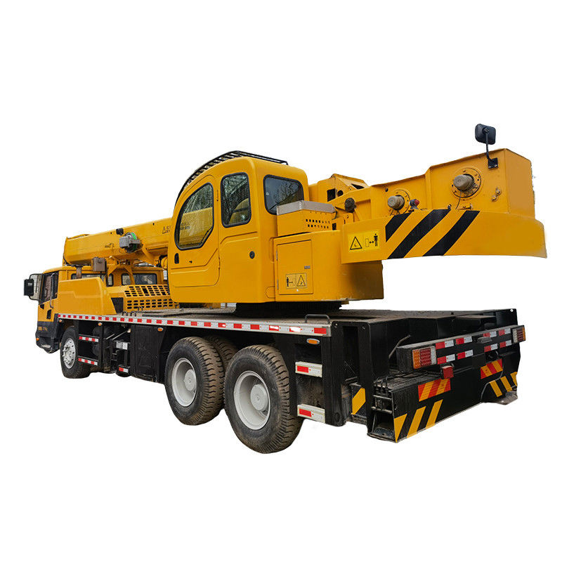 高級技術 25 トンの移動式トラッククレーン QY25K5 建築材料の店頭