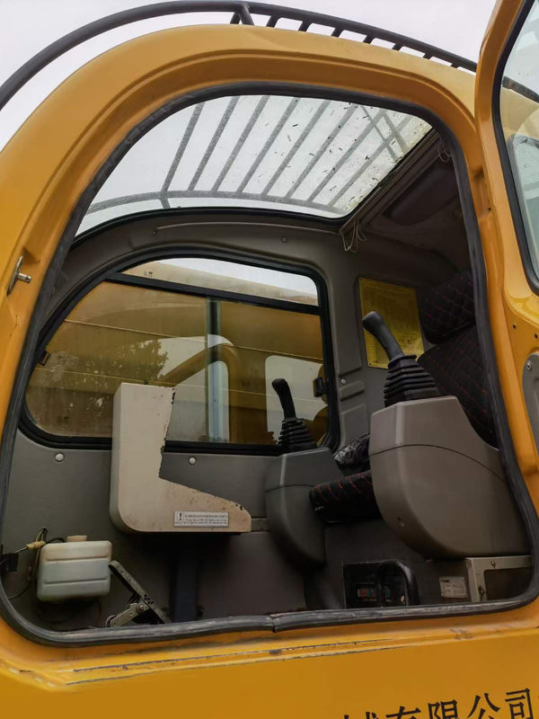 高級技術 25 トンの移動式トラッククレーン QY25K5 建築材料の店頭