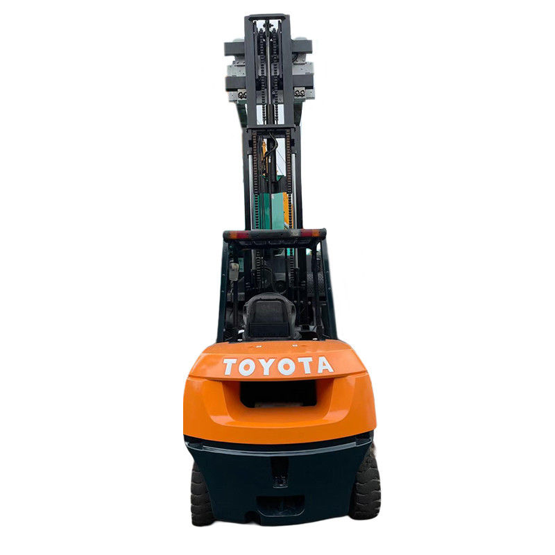トヨタ用フォークリフト デイゼル用3トンのフォークリフト ドバイ 1.6m-3.5mの高さ