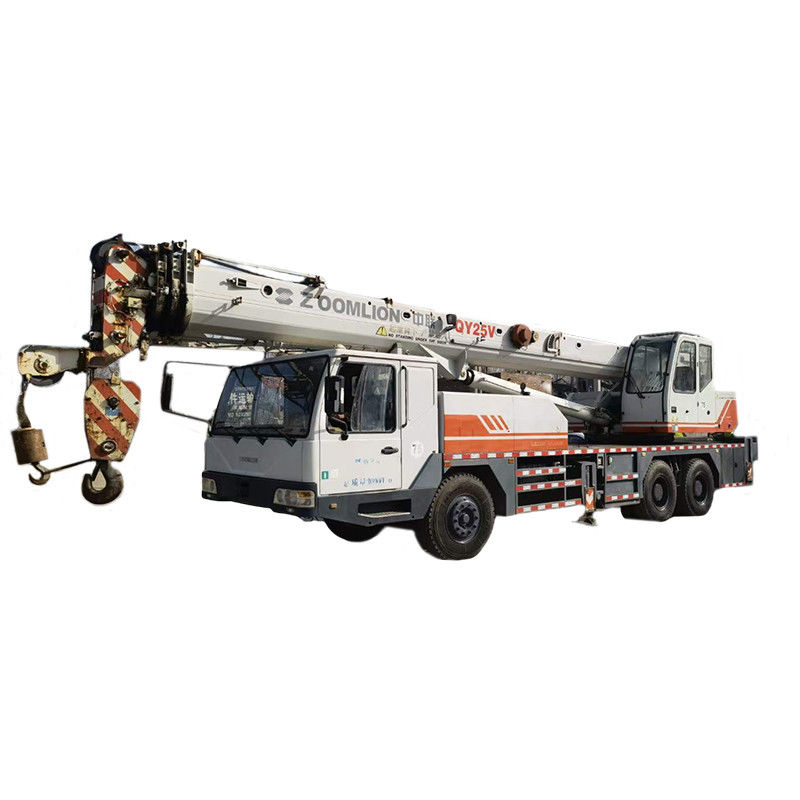 25トンの使用クレーン機 1010KN.M マックス.リフティングロード モバイルホイールトラッククレーン