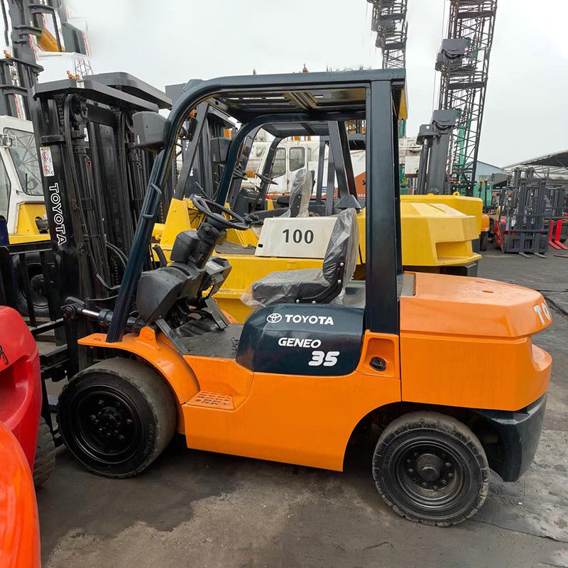 汎用 3.5t 中古鉱山フォークリフト 4輪駆動 トヨタディーゼル