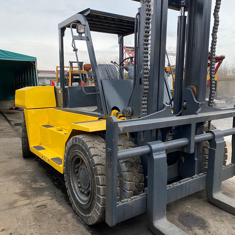 コンテナ用コマツシディーゼルフォークリフト 12-16トン フォーク長さ 1070mm フォーク幅 150mm