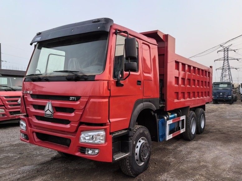 HOWO 6*4 建設用ダンプトラック 371HP 鉱山用重型トラック 6X4 ターパートラック