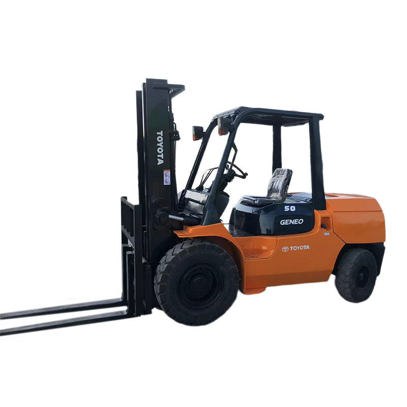 5トンのTOYOTA オリジナル 日本製 中古工房機 中古フォークリフト 3000kg 重量