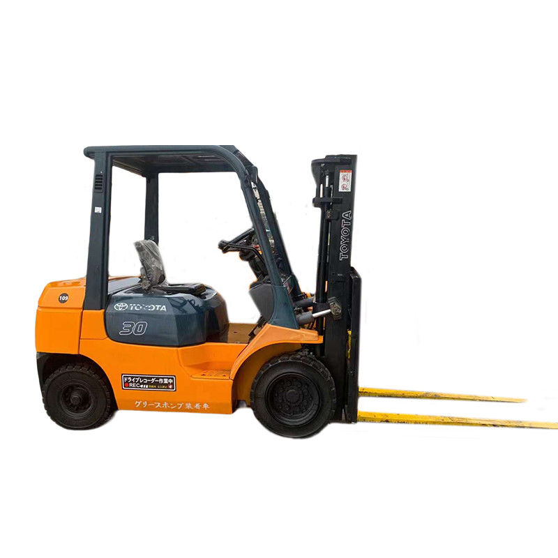 良き状態 3トンのTOYOTA オリジナル 日本製 中古フォークリフト 低労働時間