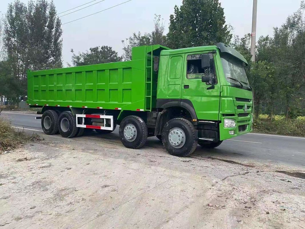 マルチメディアシステム 無 シノトラック HOWO 371HP 建設鉱山用 8*4 の古用ダンプトラック