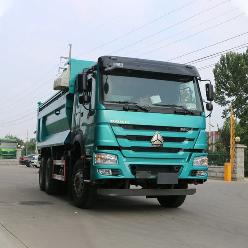 鉱山輸送の効率化のために使用 HOWO 6X4 重荷トラック 380HPダンプティッパー