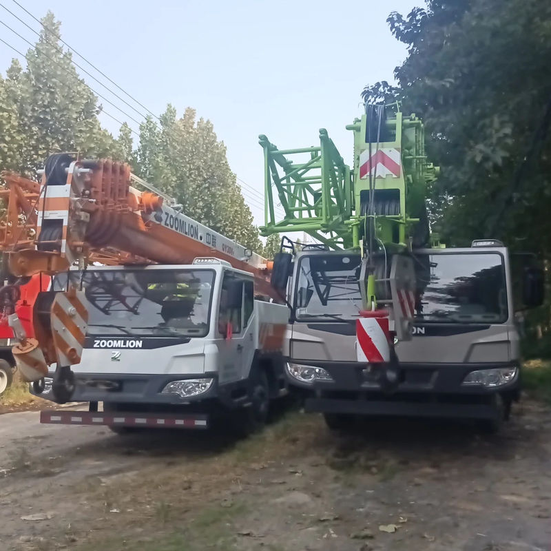 使用済み機械クレーン型 望遠鏡式直線ブームクレーン 50トン 55トン ズームリオントラッククレーン