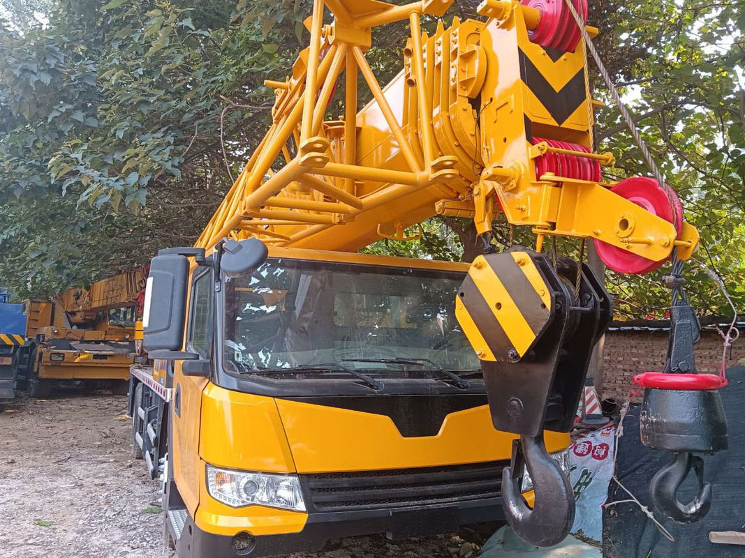 QY25 25トンの移動式望遠鏡クレーン 輸送 L*W*H 12300*2500*3350mm