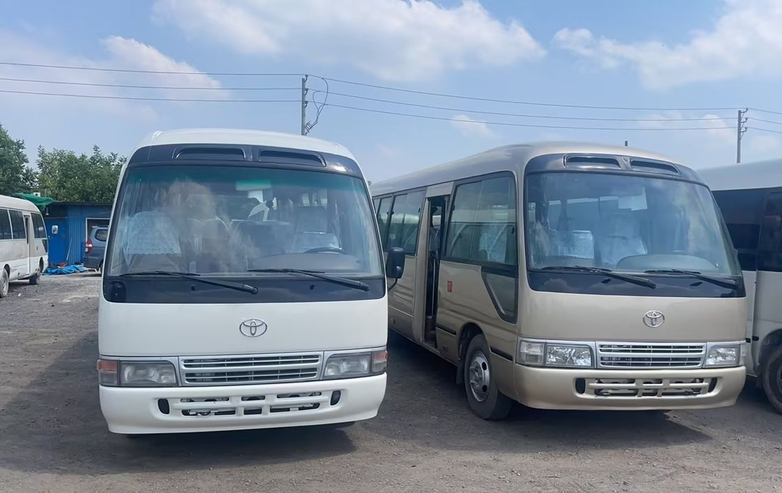 7m 30座トヨタコースターバス エンジン容量 4L 総寸法 mm 7725x2000x2600