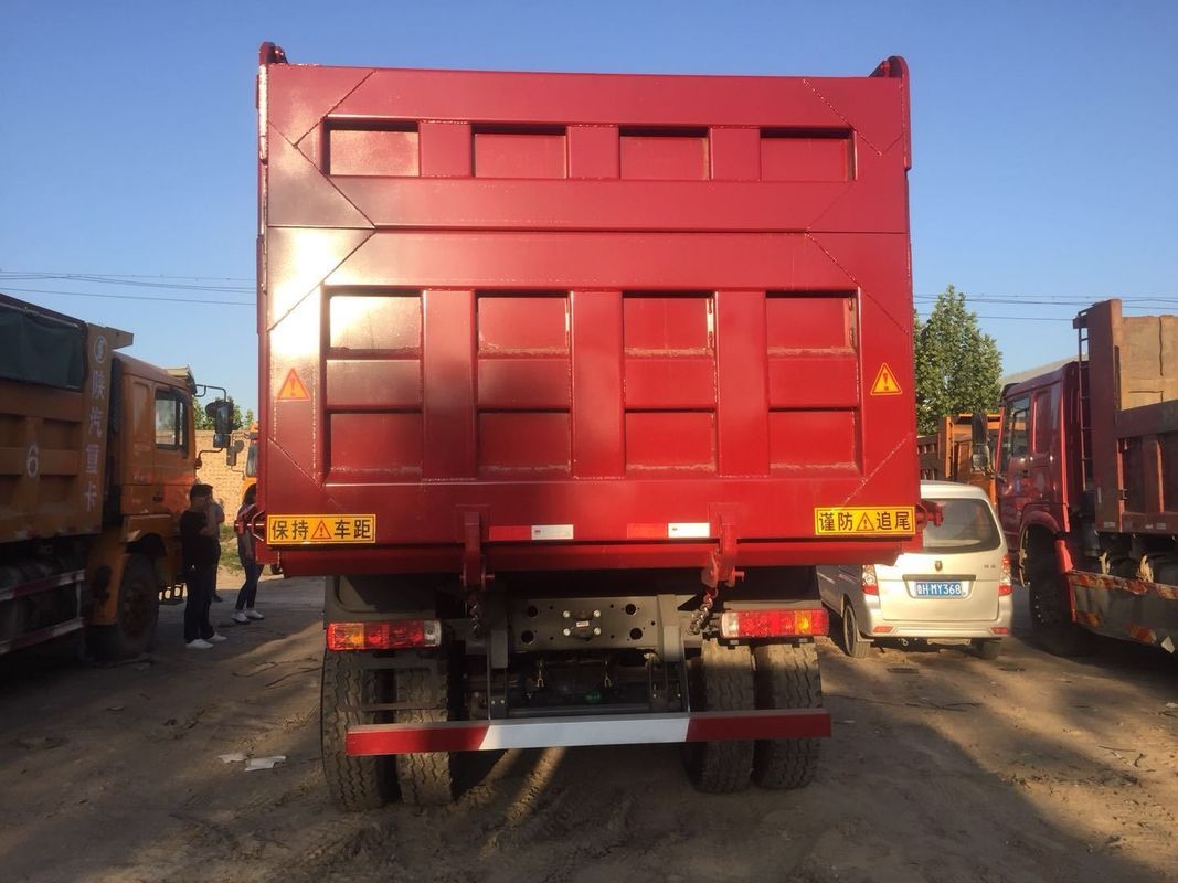 25-30T HOWO USED 6X4 DUMP TRUCK 前側 リフティング EURO II 371HP HW19710 シノトラック HOWO
