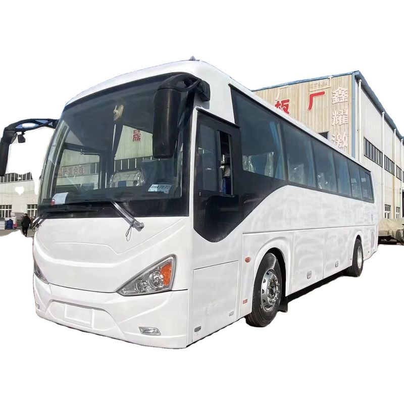 配送準備済みRHD LHDバス 8900mlの容量とマニュアルトランスミッションタイプ