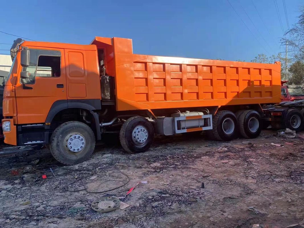 16 タイヤ番号 LHD SINO 中古ダンプトラック HOWO 8X4 HWギアボックス付き重用ターパートラック