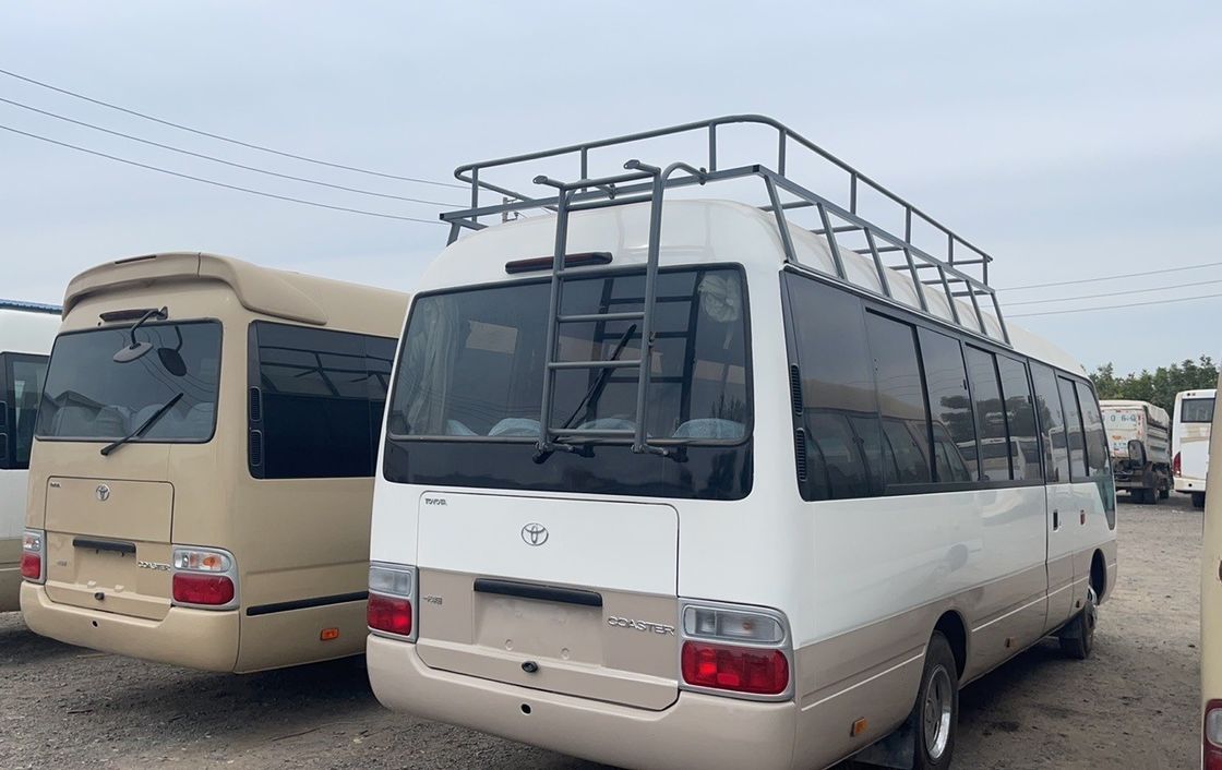 中古トヨタ・コースター バス 30人乗りのバス 中古バンコースター 輸送
