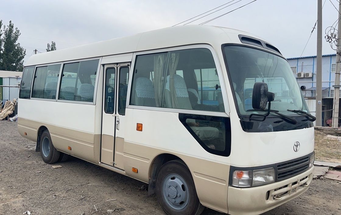 中古トヨタ・コースター バス 30人乗りのバス 中古バンコースター 輸送