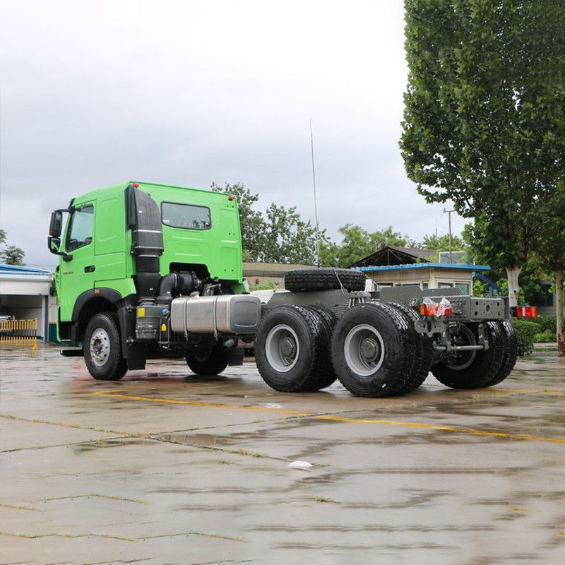 400hp 6X4 5.8m HOWO 使用済みダンパートリッパートラックと 5.3-6.2M 貨物タンク長