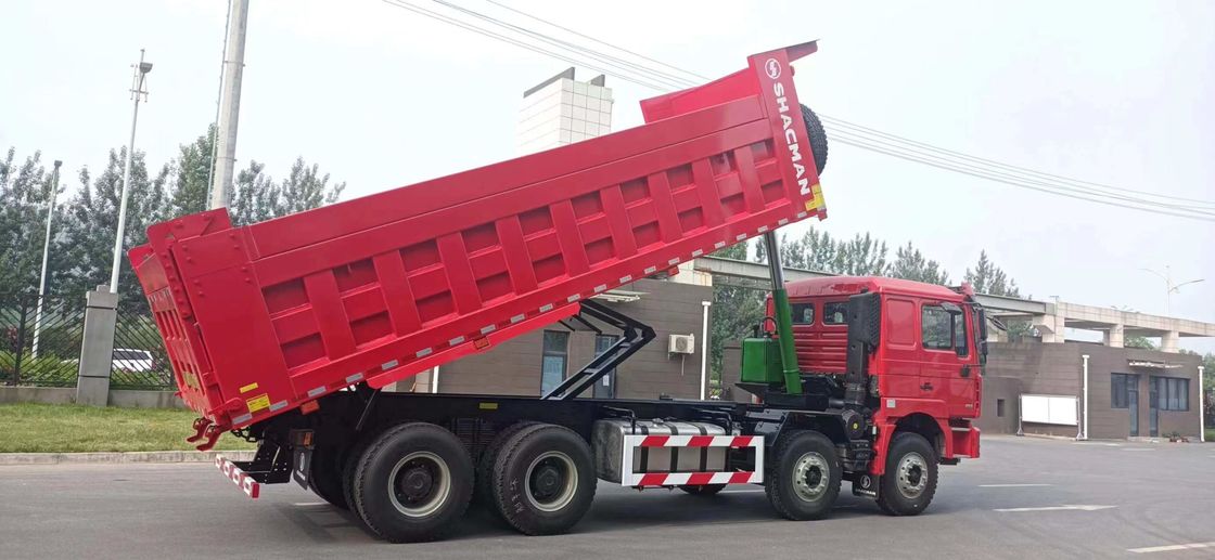 Shacman HOWO 380HP 8*4 重荷ダンプトラック ターパーダンパー ユーロ2排出基準