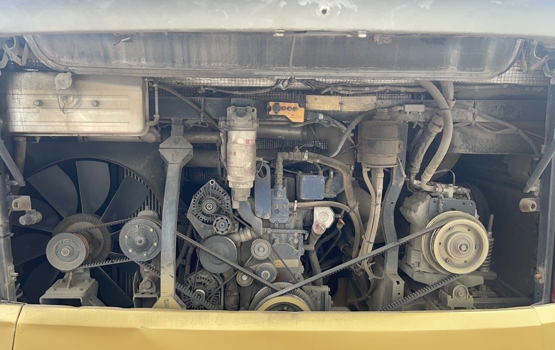 Euro 3 排放基準 65 席のバス バス 8L エンジン容量