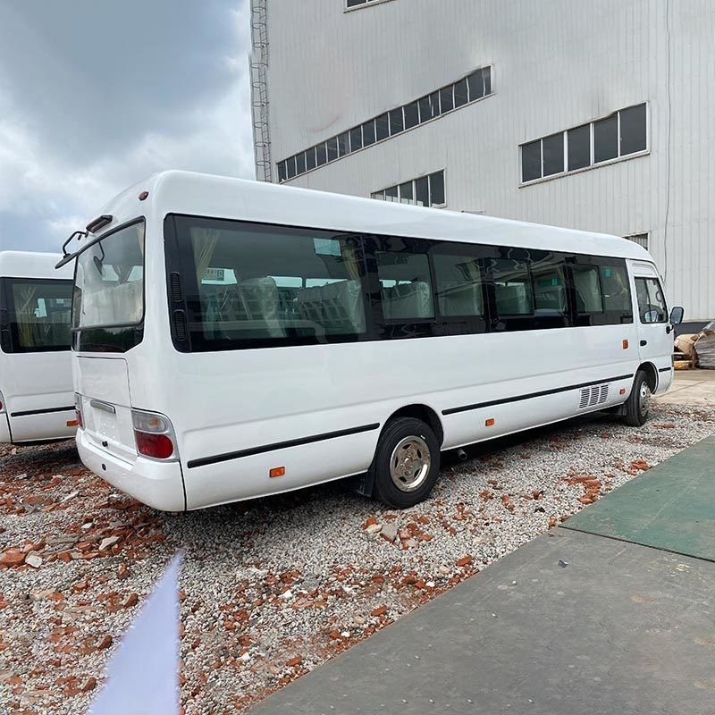 中古観光ラグジュアリーバス 2023 トヨタコースター 30人座 LHD RHD ディーゼルエンジン