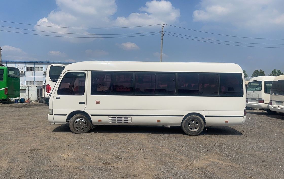 良い状態の中古コースターバス V6 4.0 6GR 2.7L VVT-I マニュアルトランスミッション 17-30席