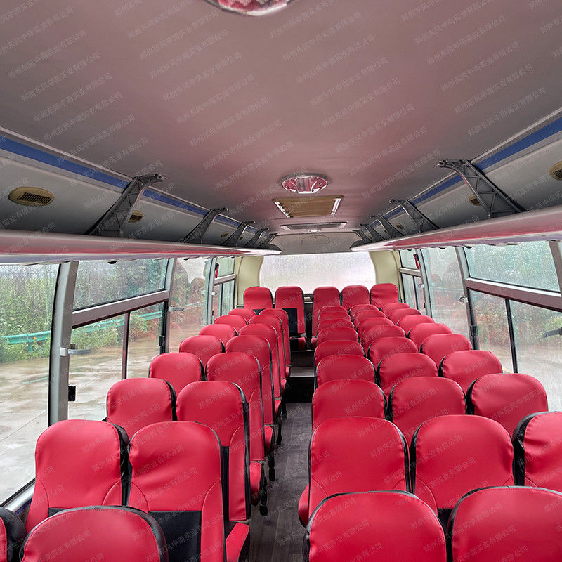 マニュアルトランスミッション 57席 中古バス 11R22.5タイヤ付きの中国製専用バス